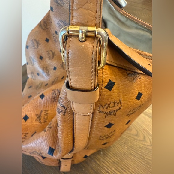 ✨ Authentic ✨ MCM - Picture 14 of 15